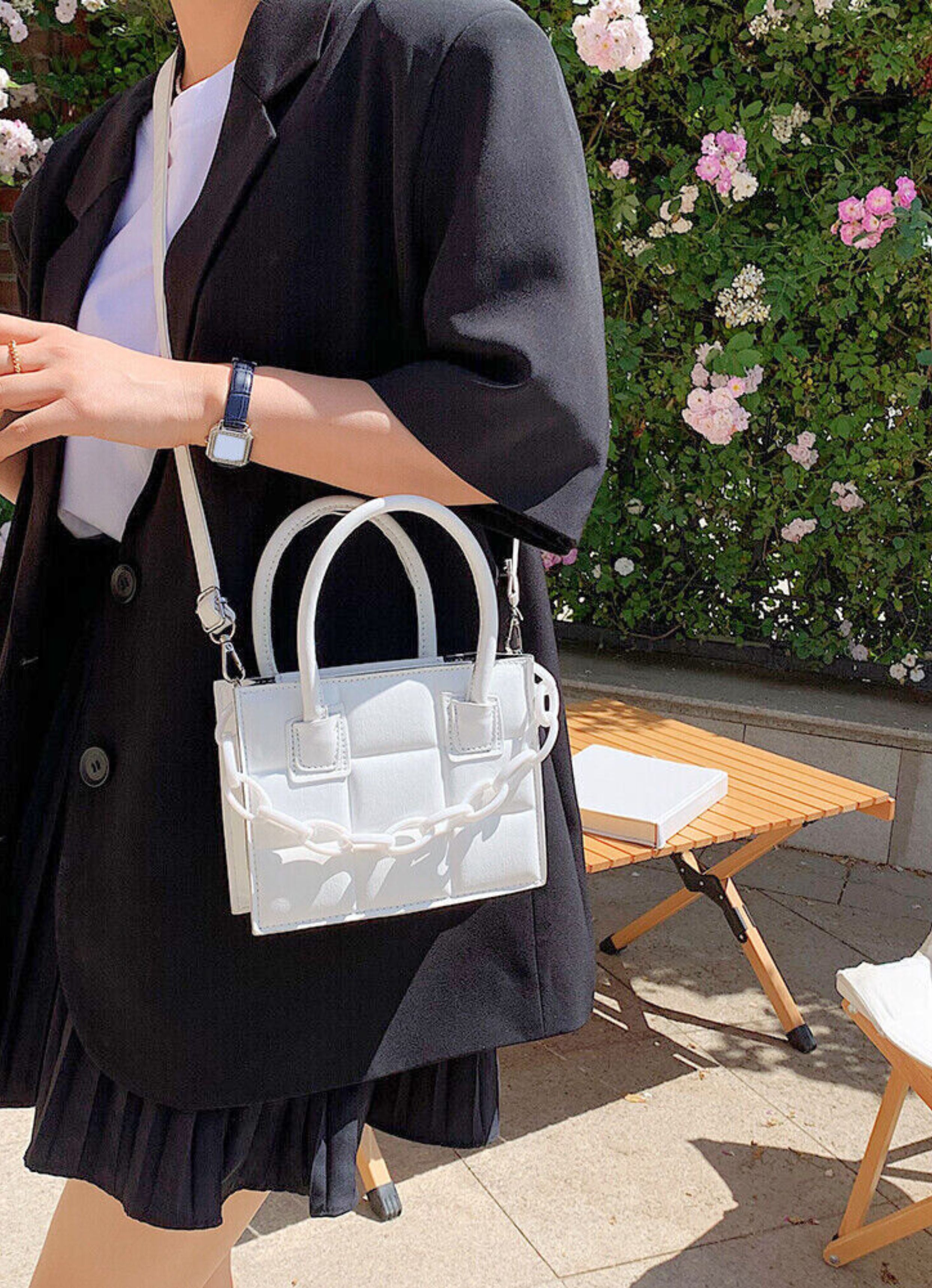 Versatile White Bag