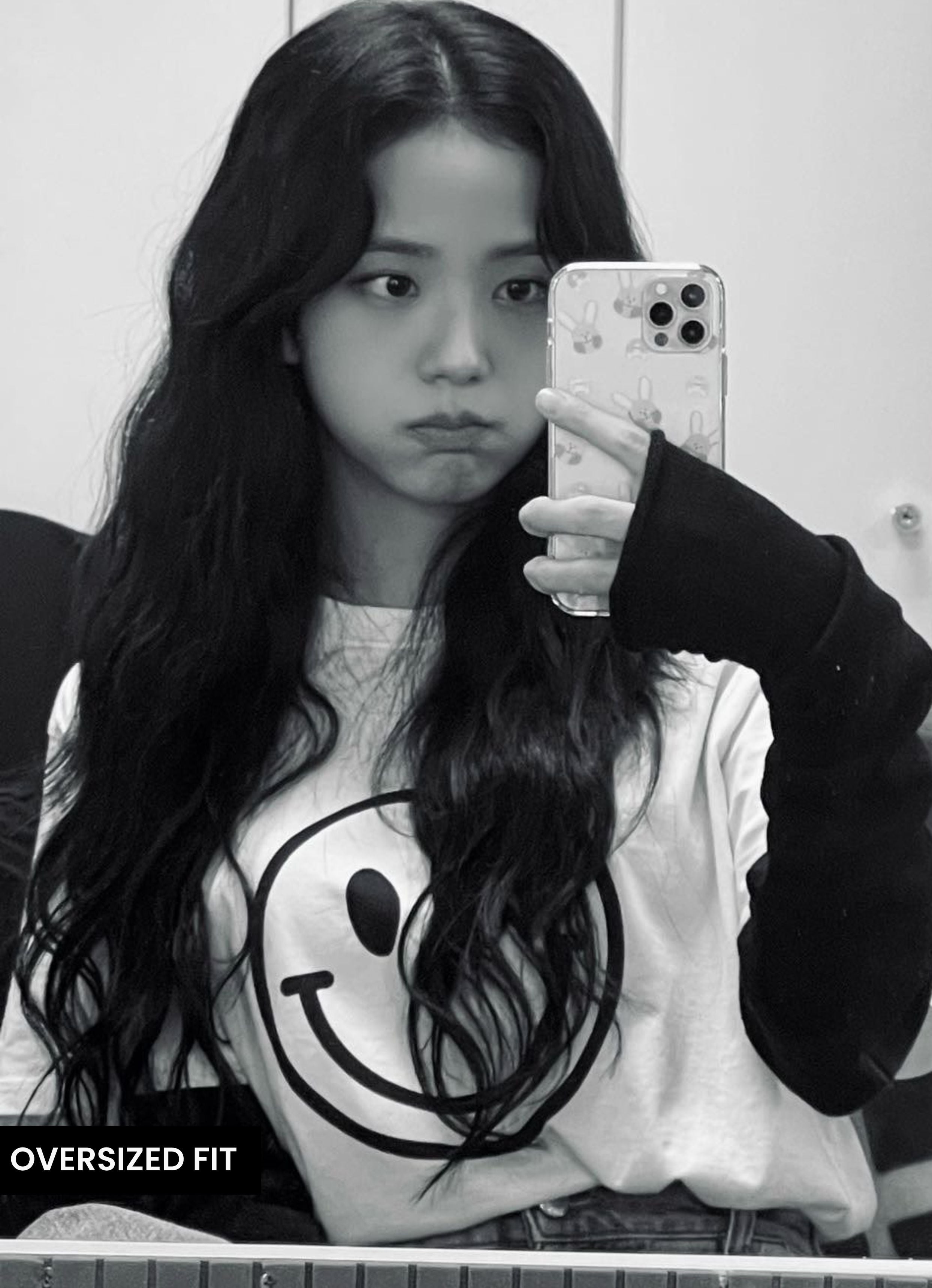 Jisoo Smiley Oversized Unisex T-shirt | Sale