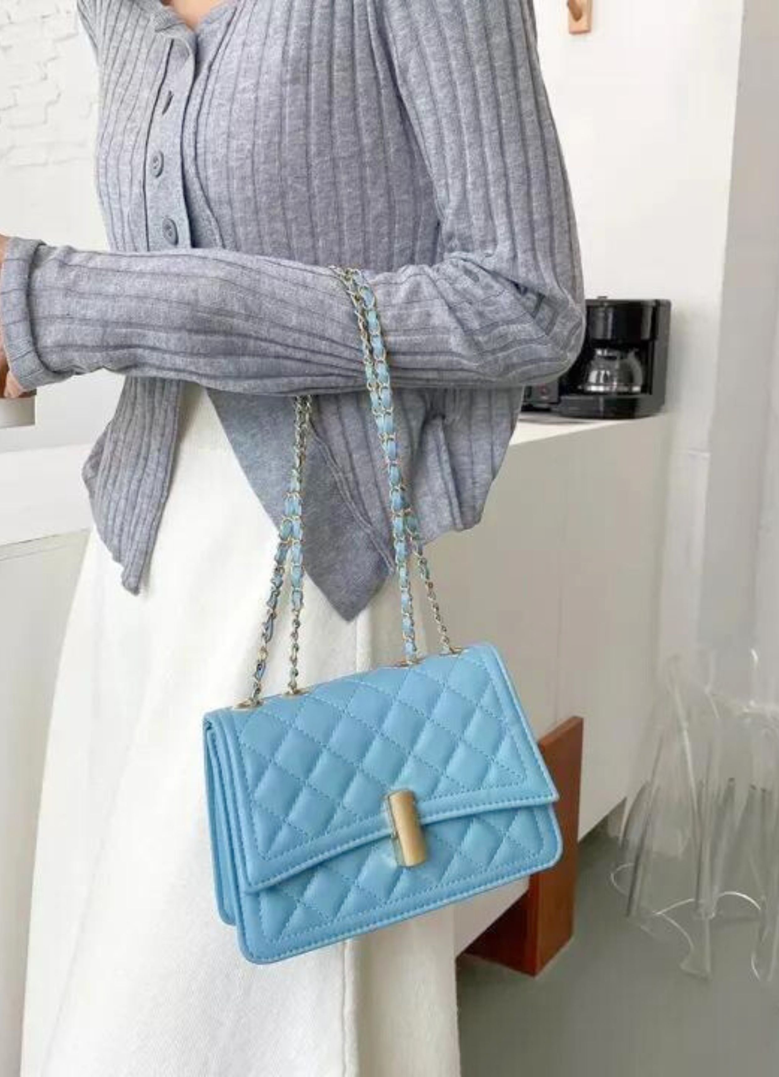 Lattice Pattern Blue Bag