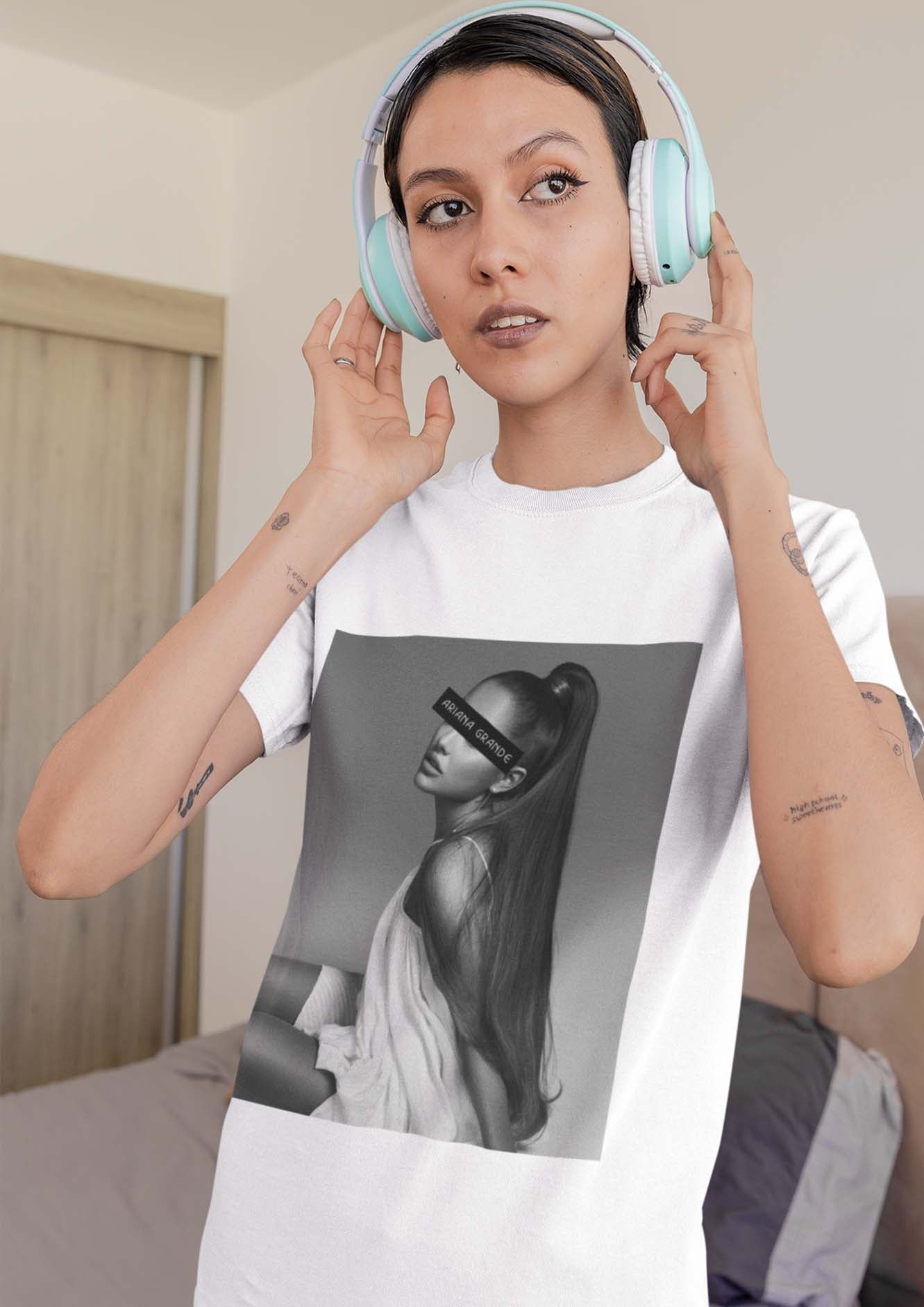 Ariana Grande Unisex Tshirt BFS