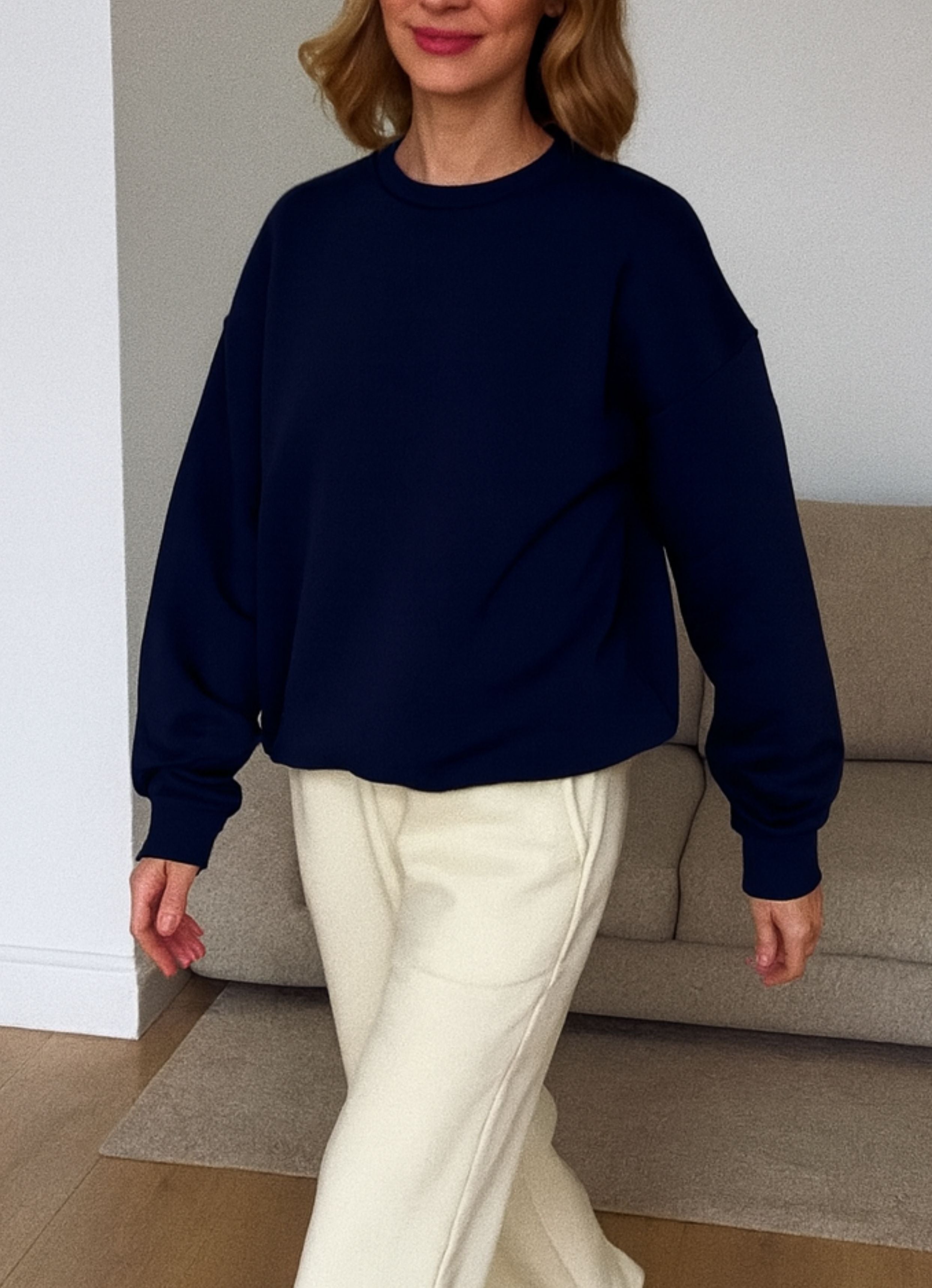 Basic Sweatshirt - Navy Blue