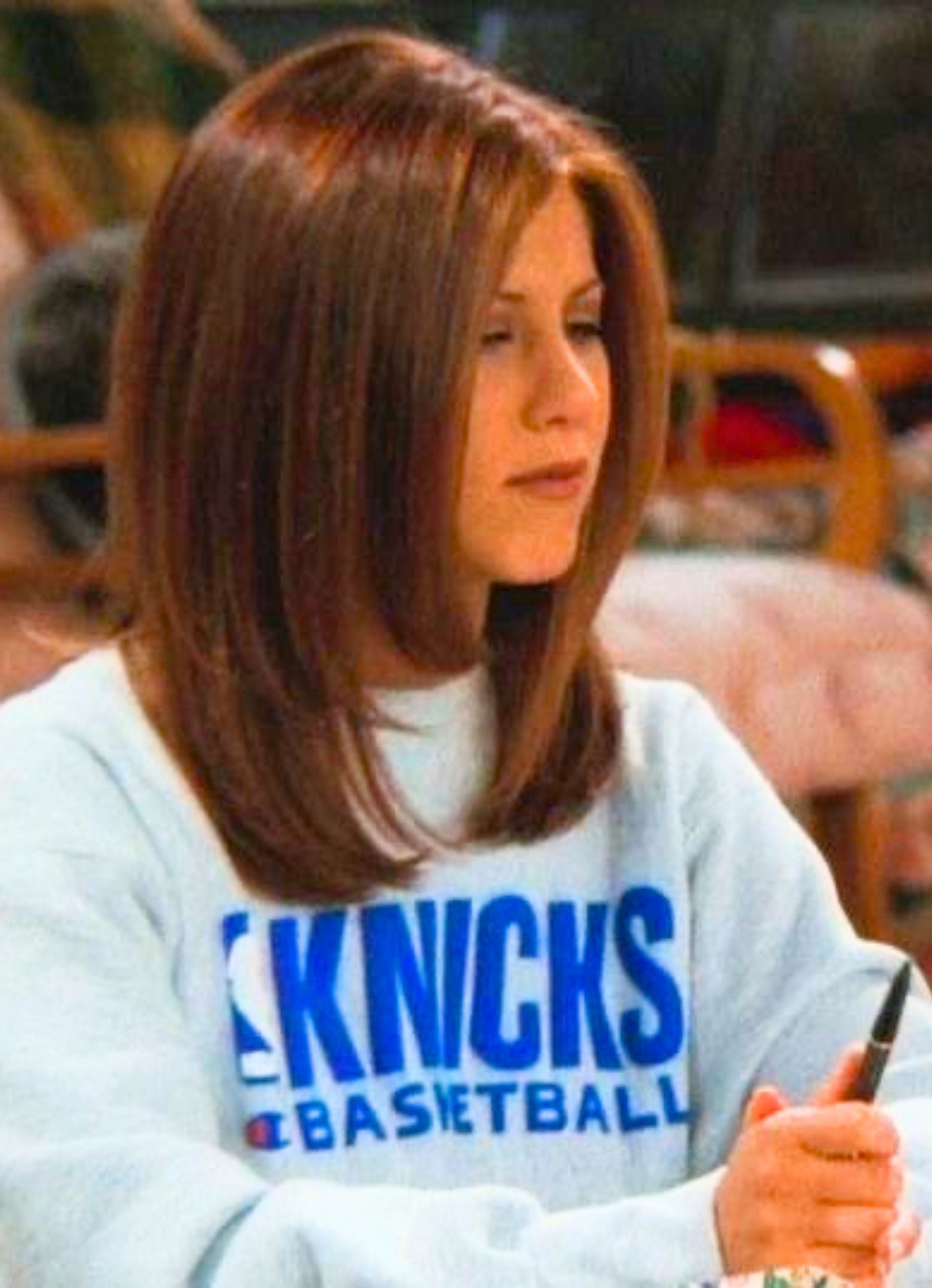 Friends rachel deals knicks sweatshirt