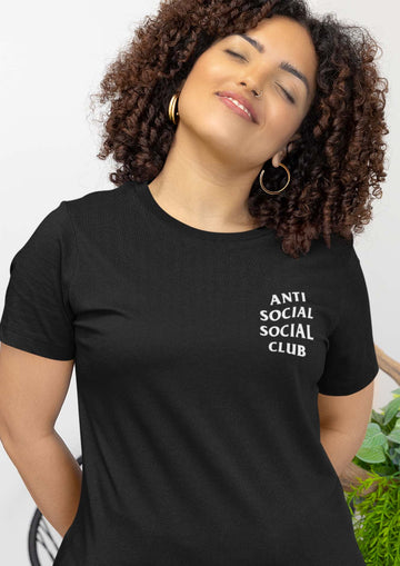Blackpink Lisa Anti social club tshirt